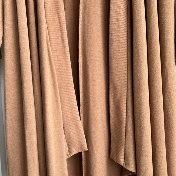 1.STATE Long Sleeve Drape Front Maxi Cardigan