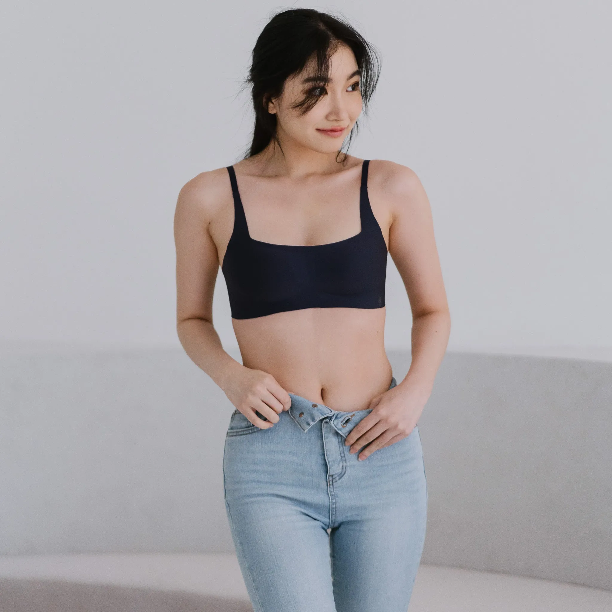 Air-ee Seamless Bra in Midnight Blue - Square Neck (Signature Edition)