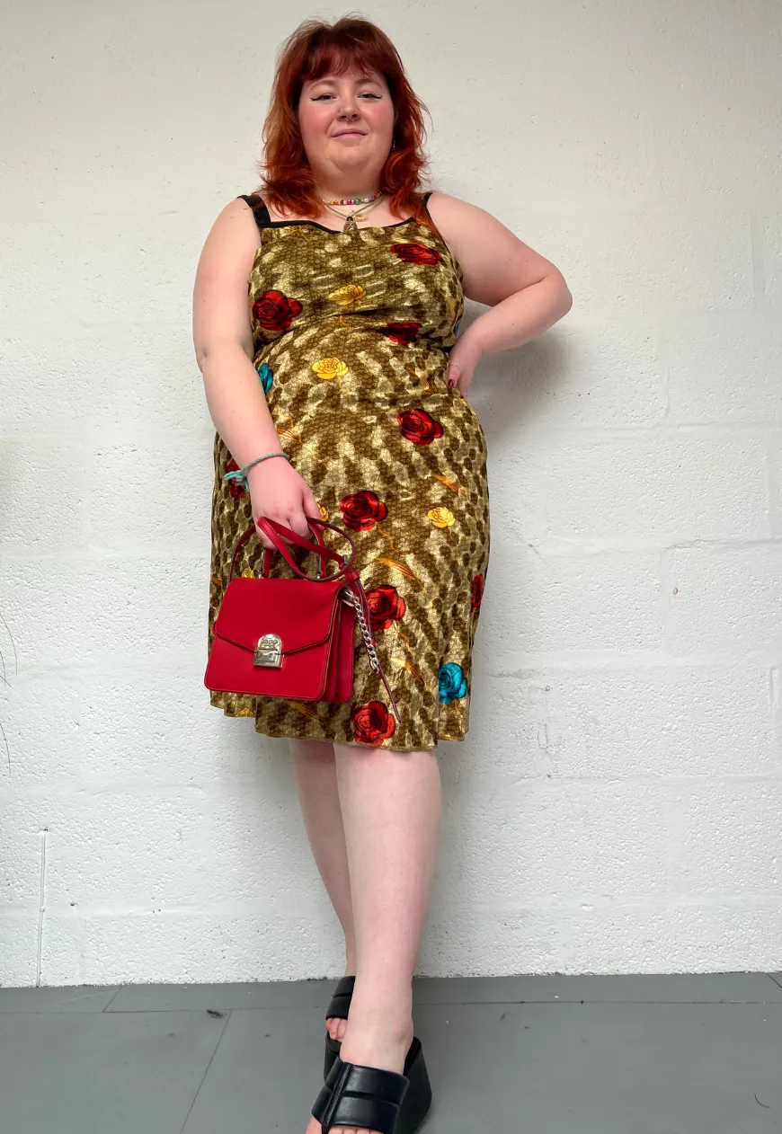 CARAMEL ROSE VELVET DRESS