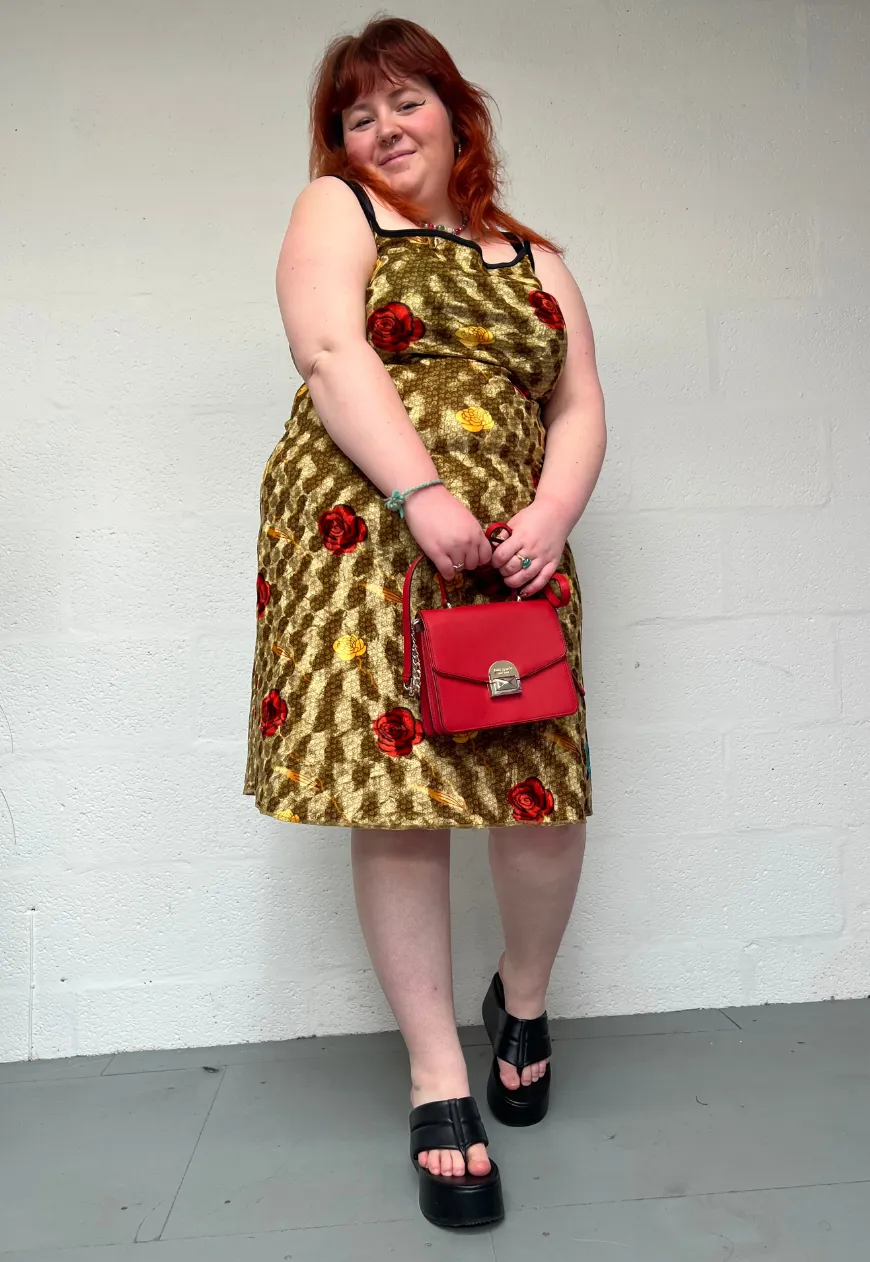 CARAMEL ROSE VELVET DRESS