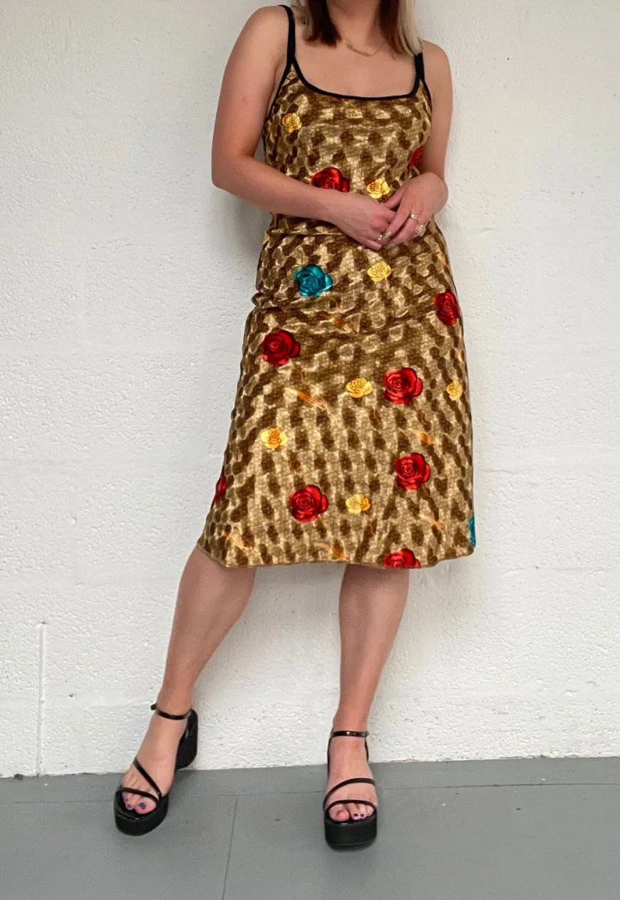 CARAMEL ROSE VELVET DRESS