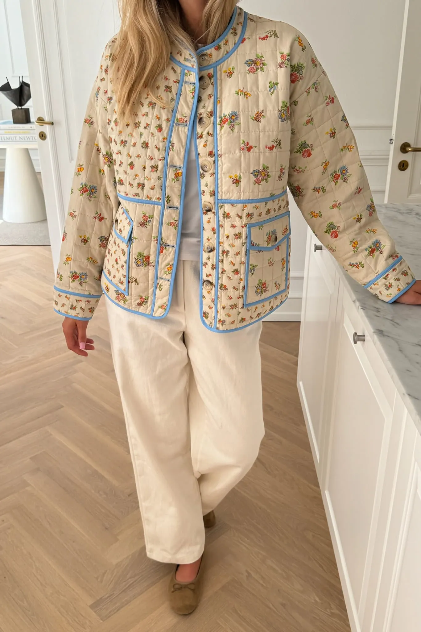 EmmyIC Quilted Jakke - Beige Multifarvet Blomsterprint