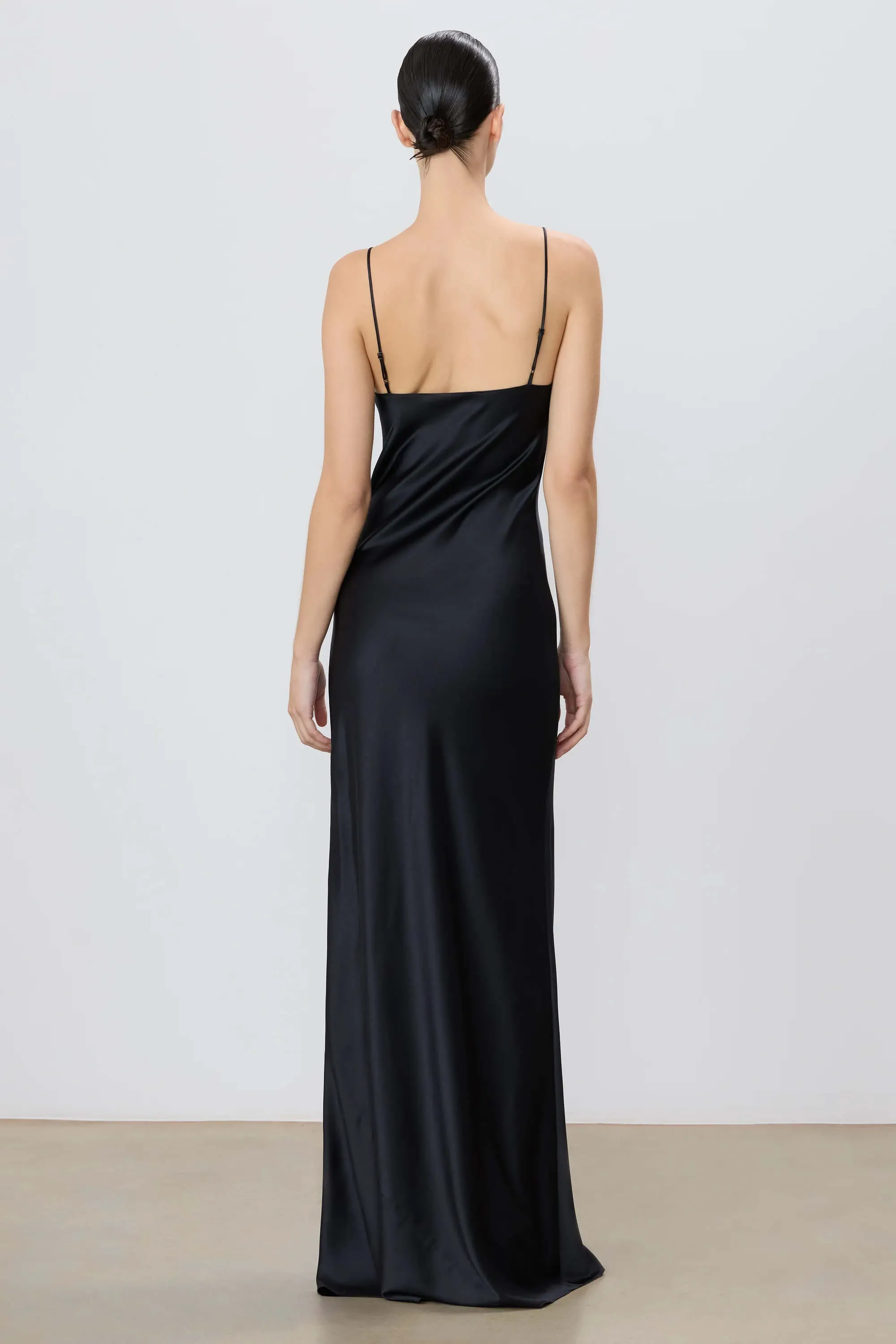 Eterne - Mila dress in Black