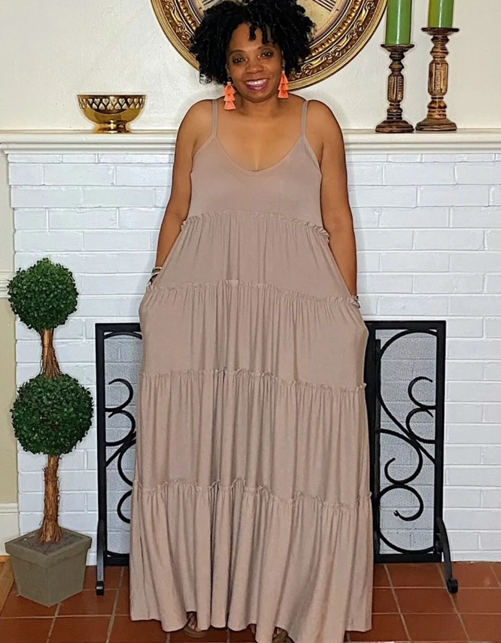 ‘Gianna’ Tiered Maxi Curvy Ash Mocha