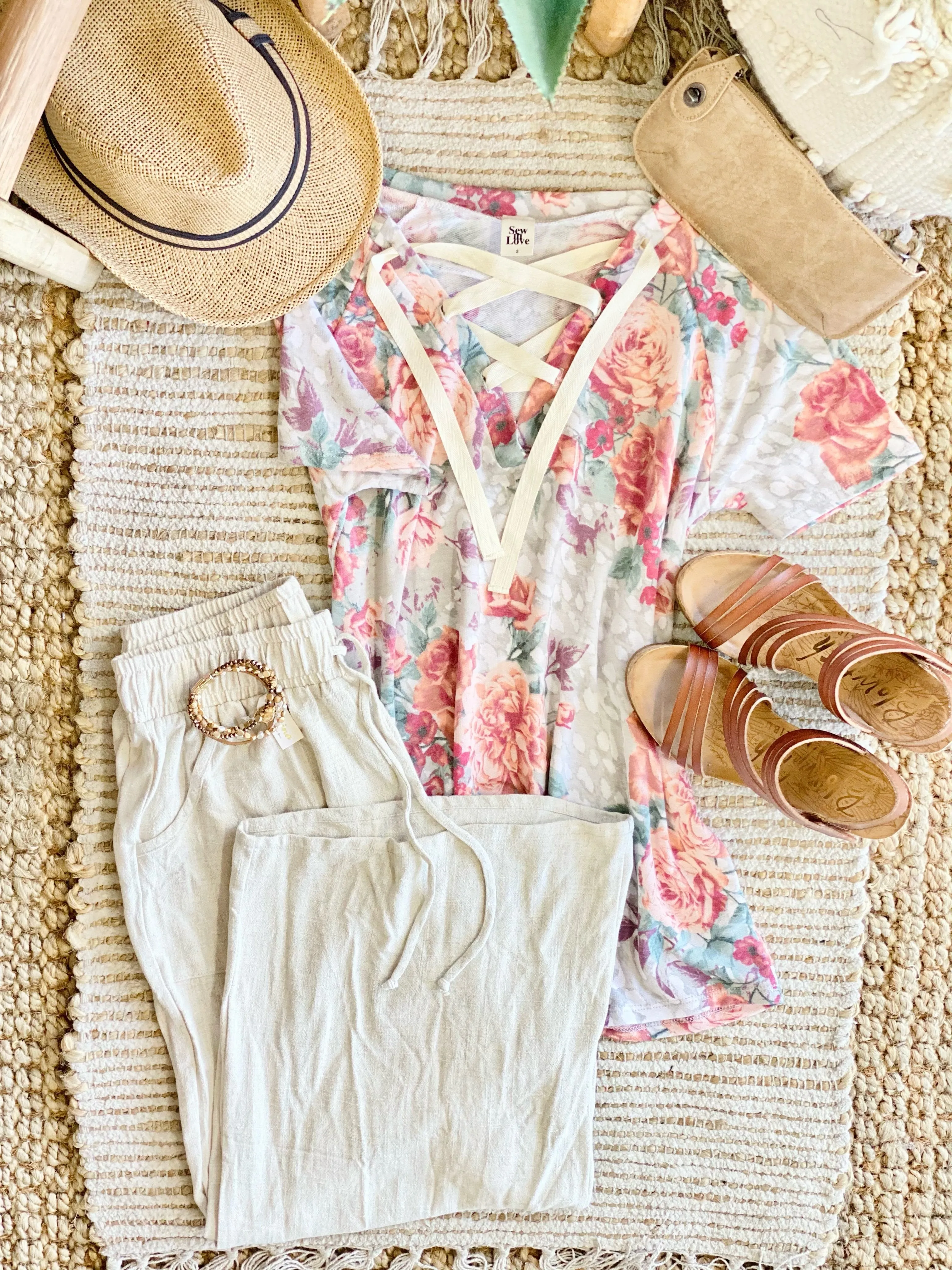 Like A Hot House Flower Top In Sage & Coral