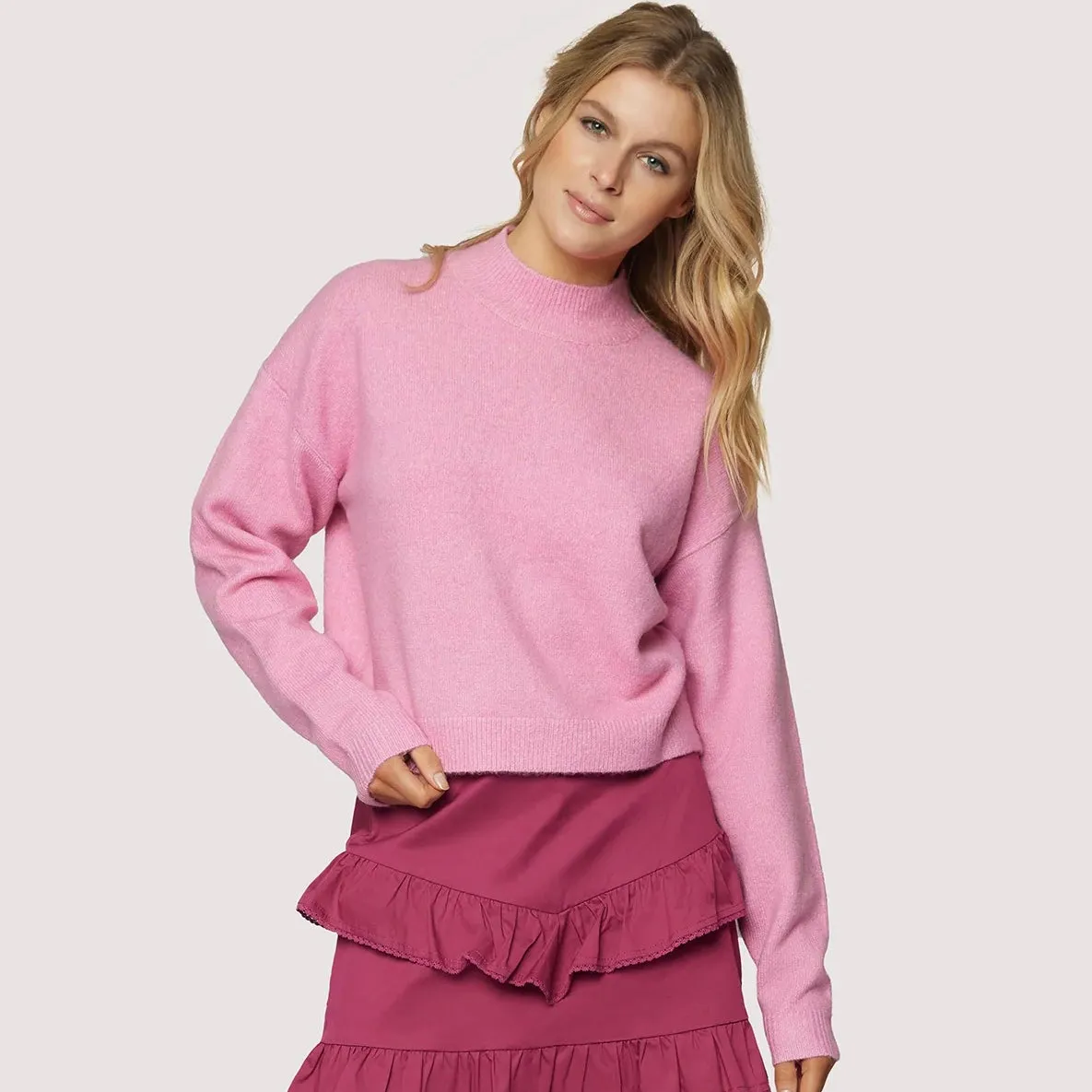 LOST   WANDER Cassie Mock Neck