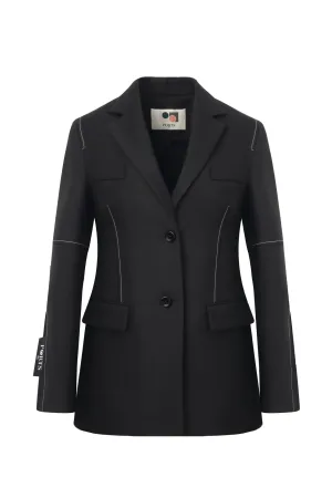 MINIMALIST CUTS BLAZER