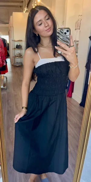 MR9128 Black/White Smocked Midi