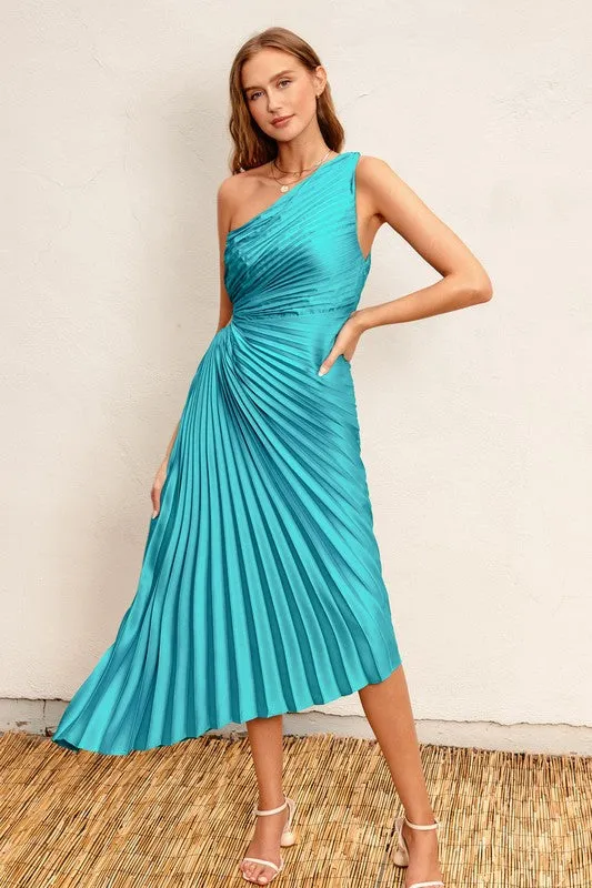 Olympia Single Shoulder Pleated Maxi Dress