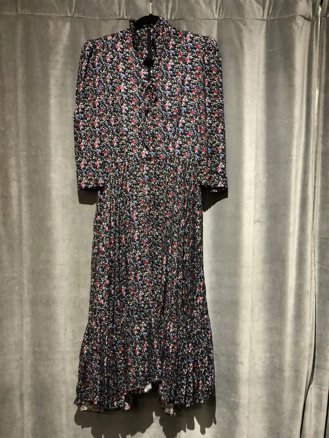 Petersyn Long Sleeve Floral Print Midi Dress Shoulder Pad