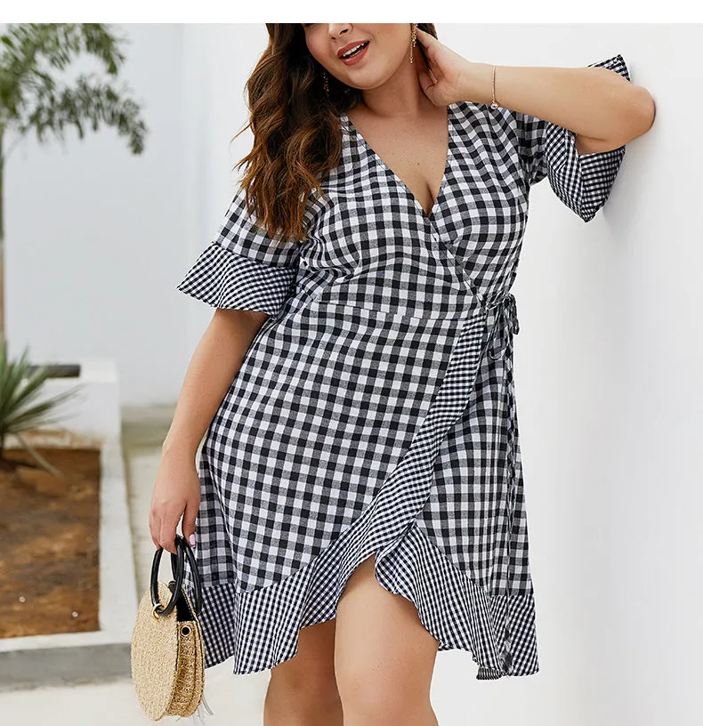 Plus Size New Plaid Five-point Sleeve Ruffled Dress