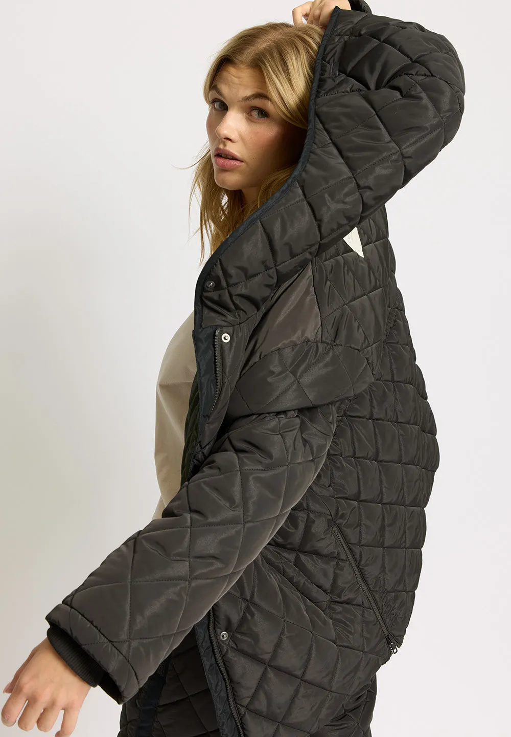 Quilted Jacket COUNTRY - almost black
