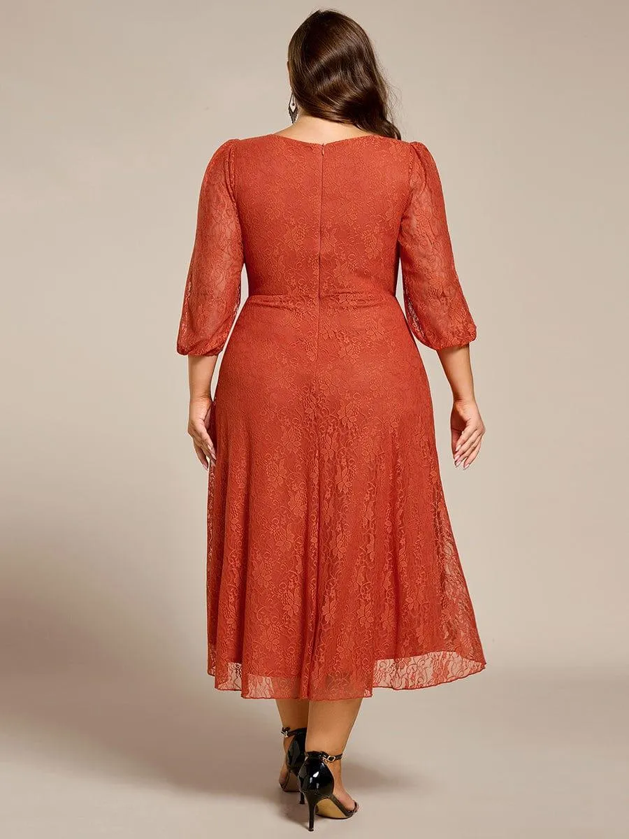 Robe de mariée mi-longue élégante en dentelle à manches longues et coupe trapèze