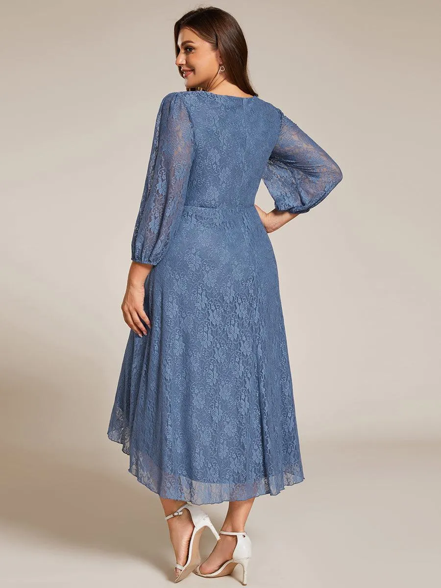 Robe de mariée mi-longue élégante en dentelle à manches longues et coupe trapèze