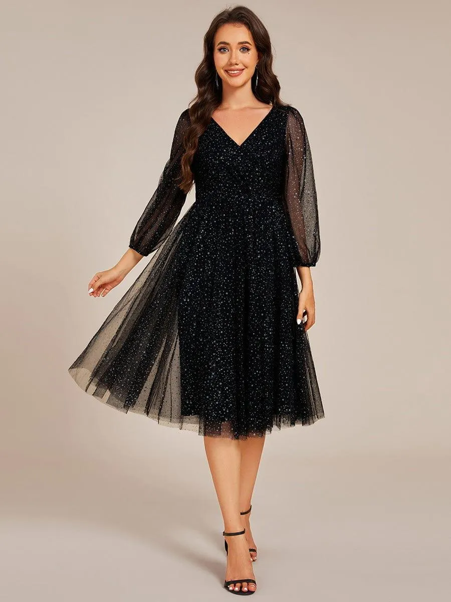 Robe de mariée mi-longue à manches longues et col en V scintillante