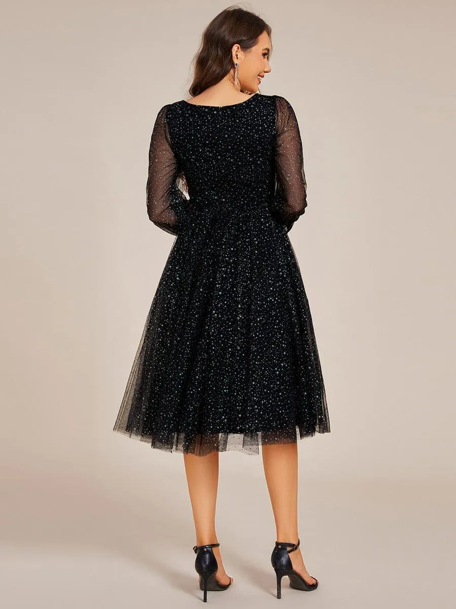 Robe de mariée mi-longue à manches longues et col en V scintillante