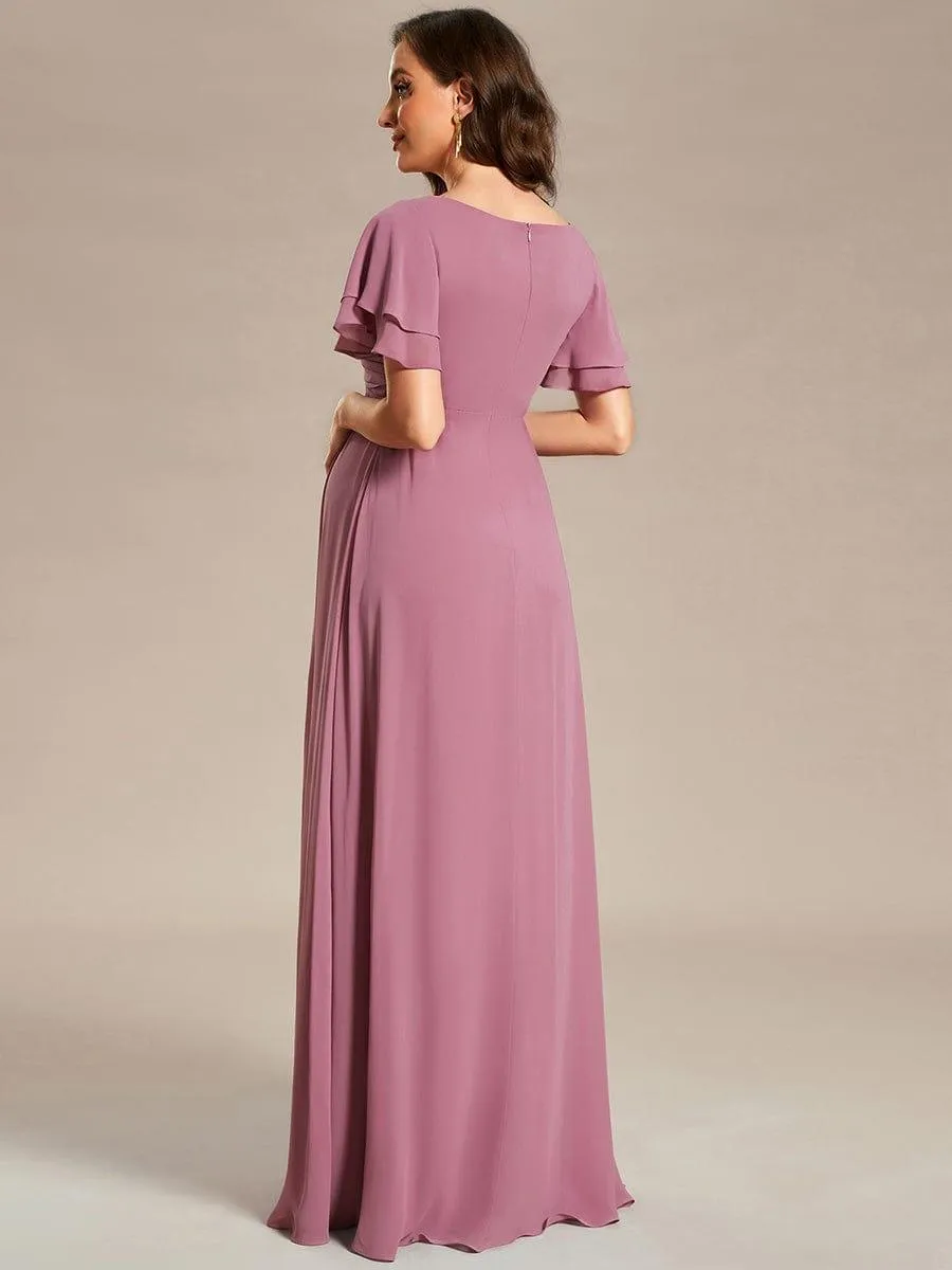 Robe de maternité en mousseline plissée à manches volantées