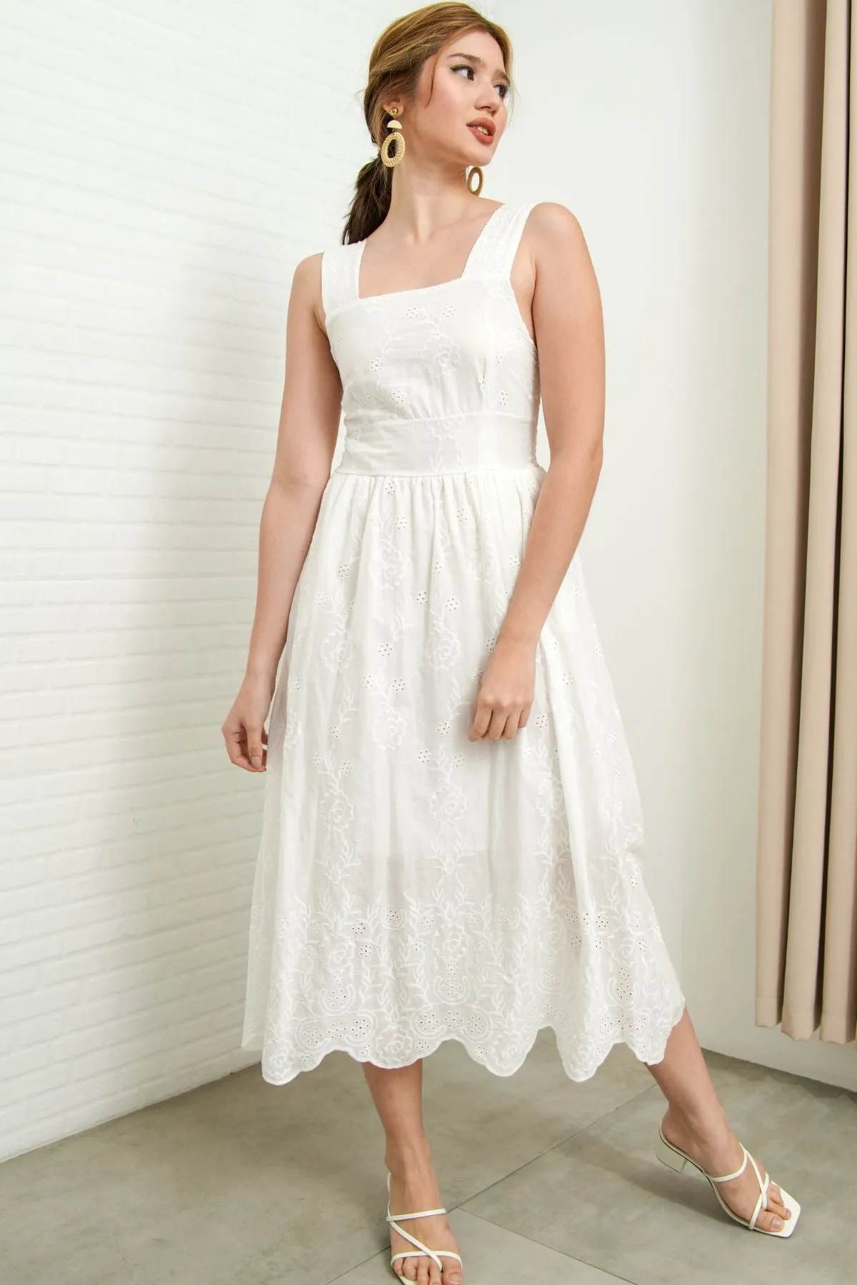 SOLEIL Sleeveless Eyelet Midi Dress (White)