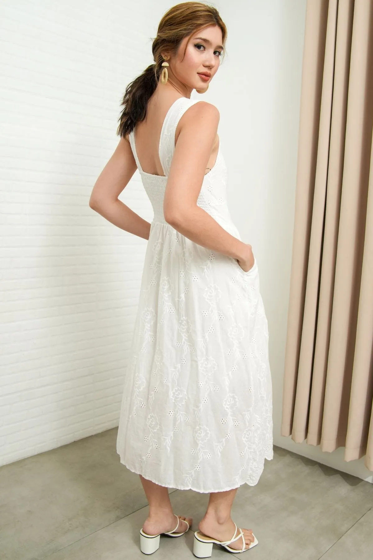 SOLEIL Sleeveless Eyelet Midi Dress (White)