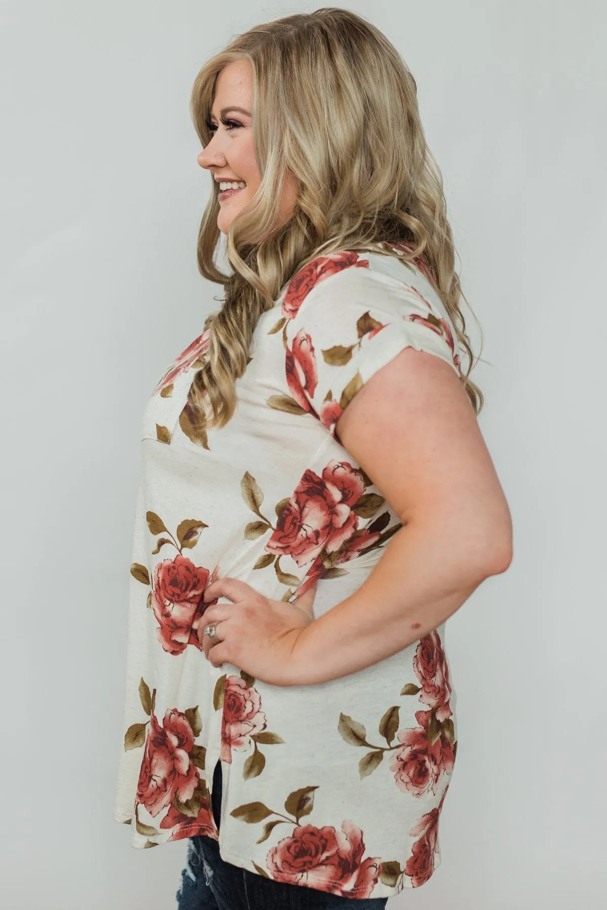 Spring Romance Floral V-Neck Pocket Top- Vanilla