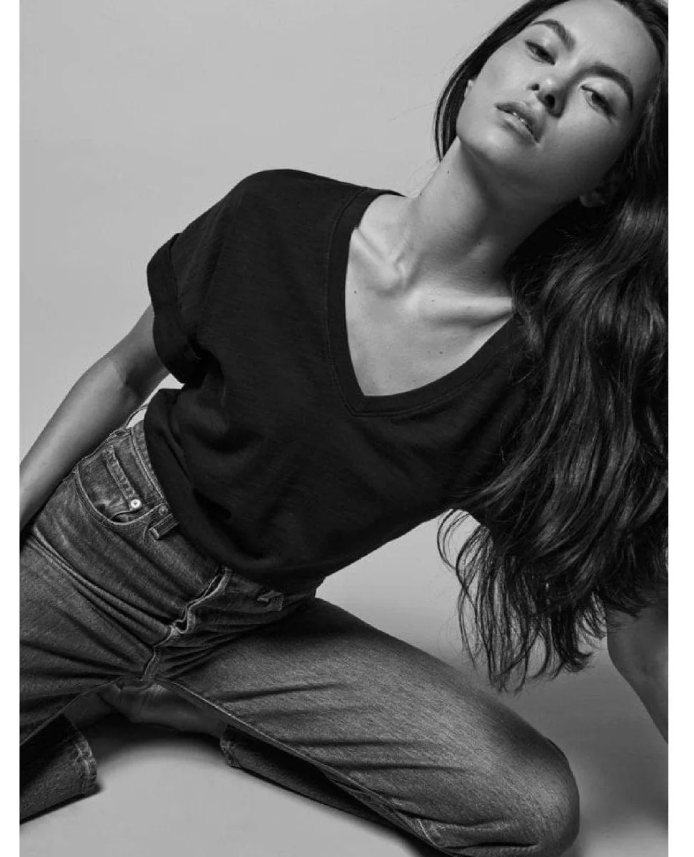 Stevie Cuffed V-Neck Top Jet Black