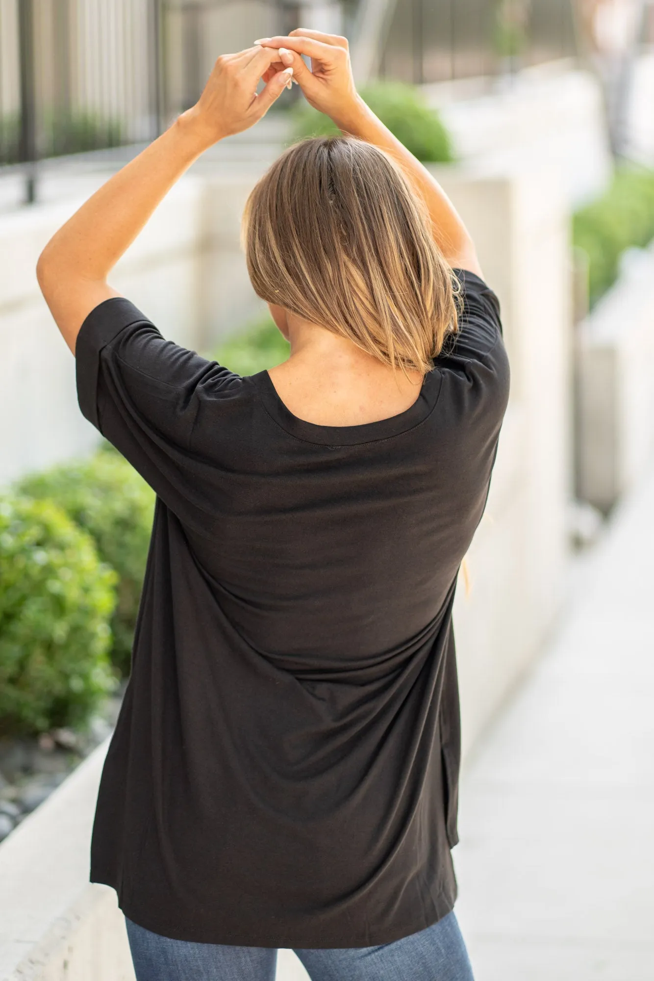 Super Soft Tee High Low Hem V Neck Top - Black