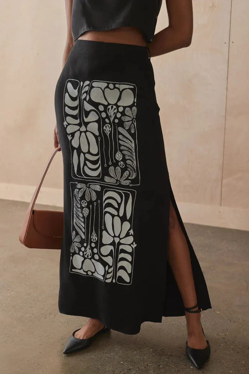 The Rosetta Skirt in Botanical