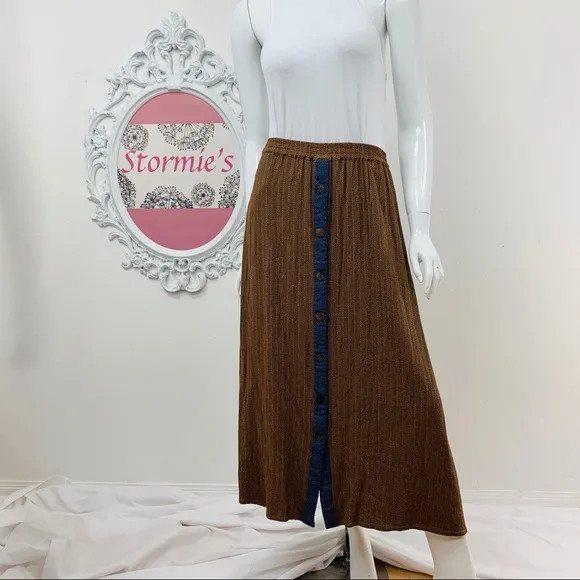 VTG Faith by Celia Forrester / Button Brown Maxi