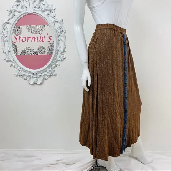 VTG Faith by Celia Forrester / Button Brown Maxi