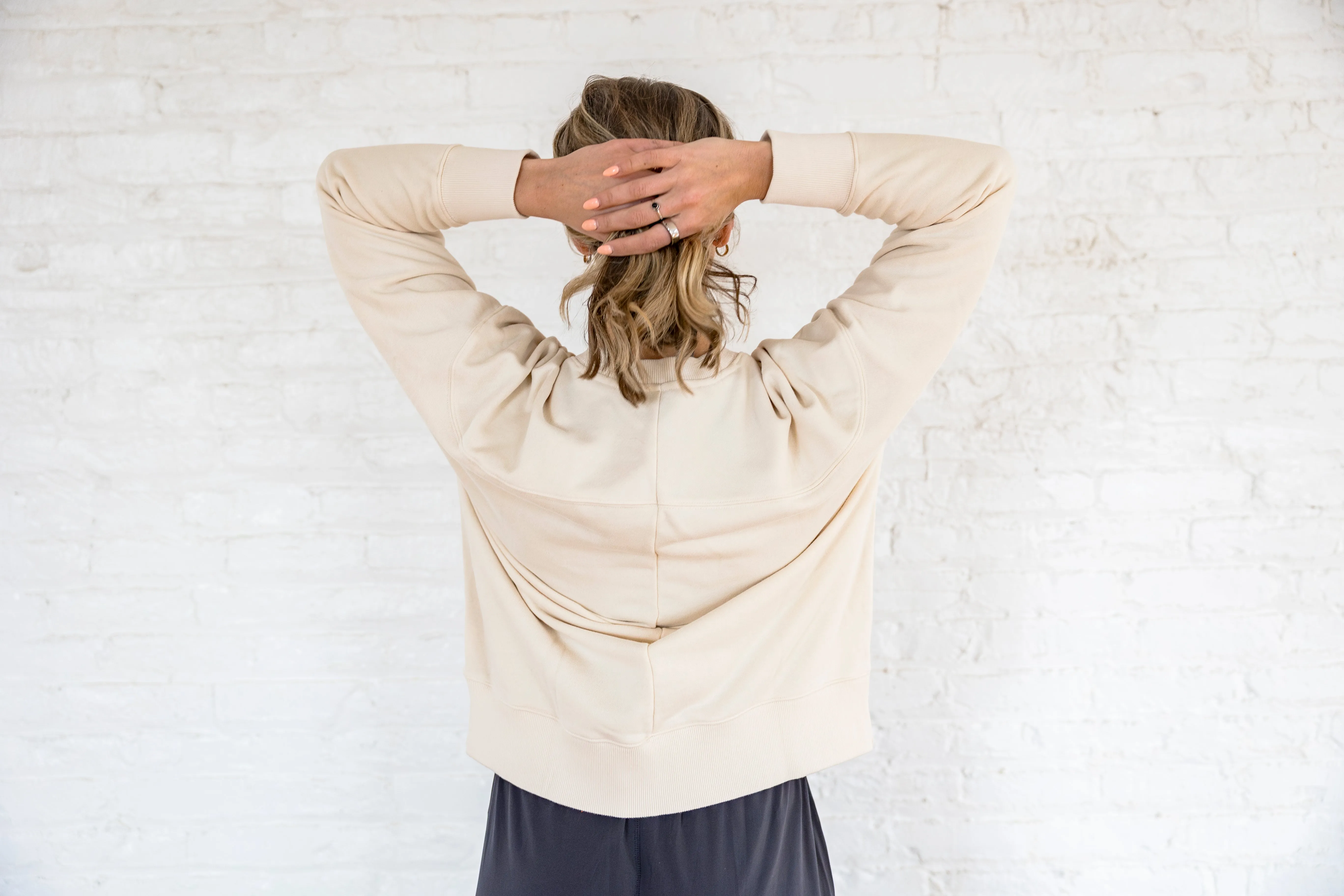 Vuori Sedona Weekender Crew **Available in studio only**