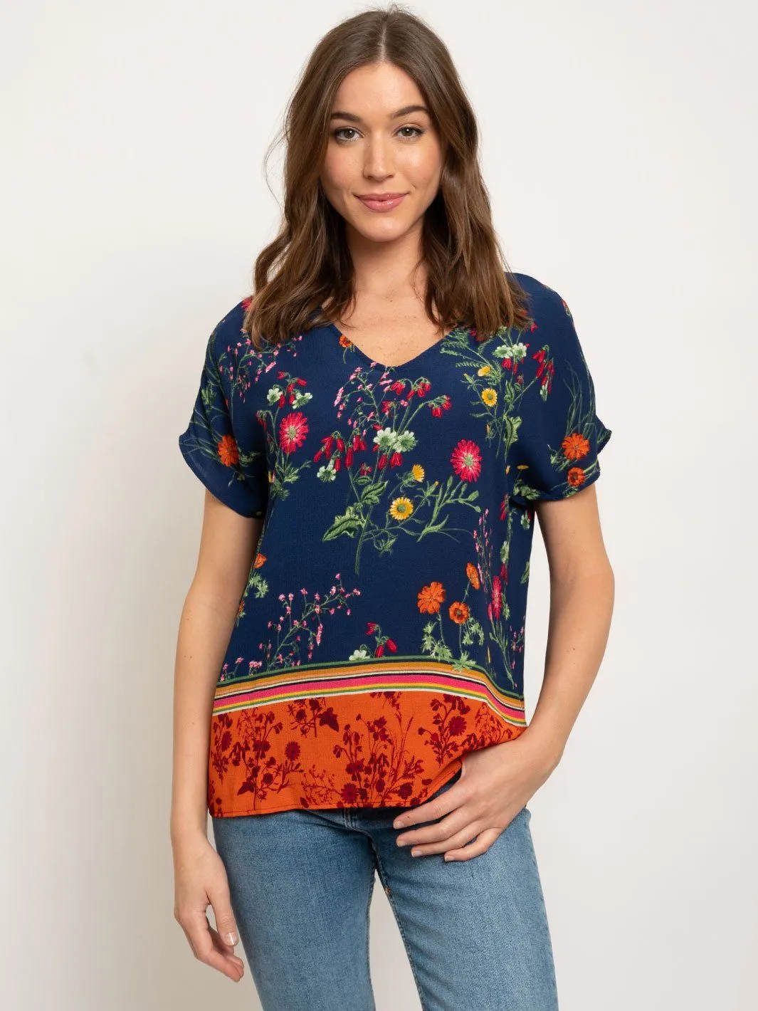 WOMEN'S FLORAL BORDER PRINT V-NECK WOVEN TOP